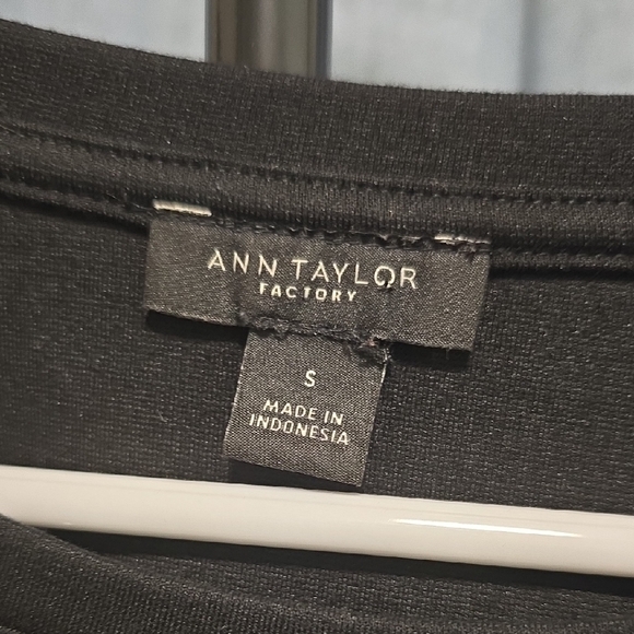 Ann Taylor Factory Black Long Sleeve Top with Faux Leather Sleeves Size Small - Picture 2 of 10